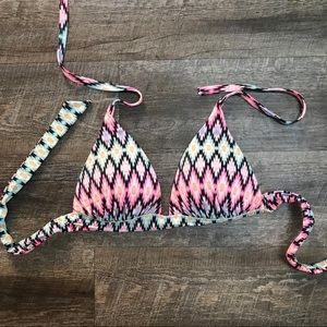 Victoria’s Secret Swim Top NWOT